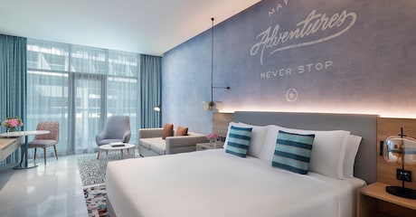 Room Chambre familiale deluxe avec balcon